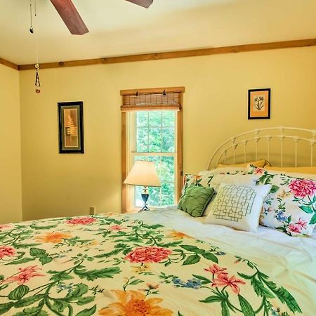 Clearwater Cabin On 10 Acres With Trout Stream! Monterey エクステリア 写真