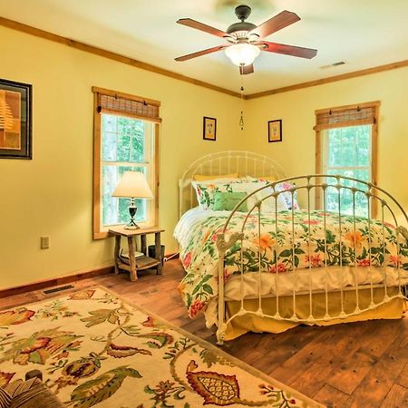 Clearwater Cabin On 10 Acres With Trout Stream! Monterey エクステリア 写真