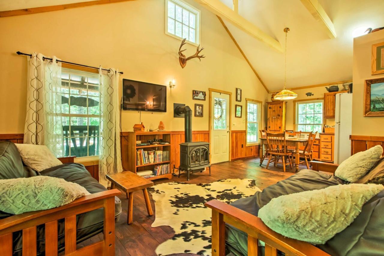 Clearwater Cabin On 10 Acres With Trout Stream! Monterey エクステリア 写真