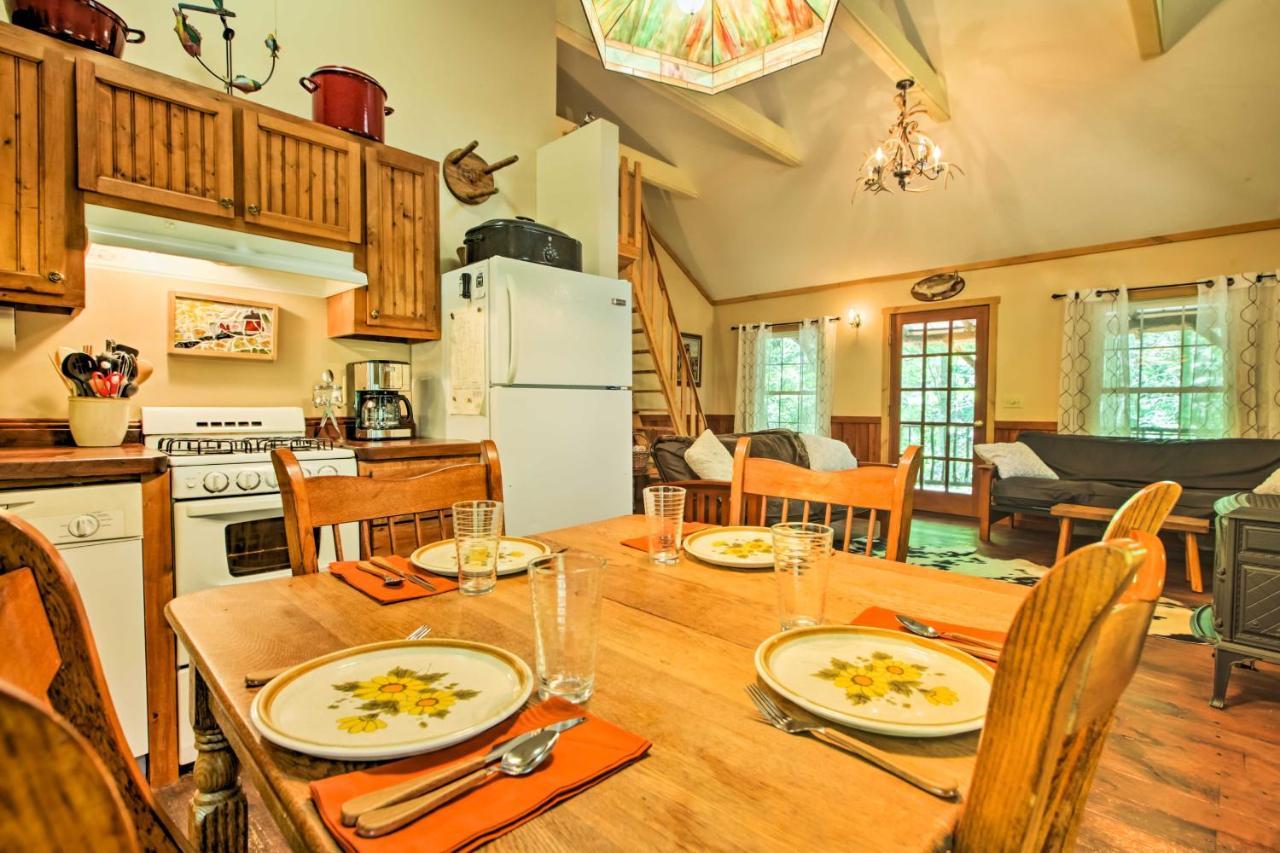 Clearwater Cabin On 10 Acres With Trout Stream! Monterey エクステリア 写真
