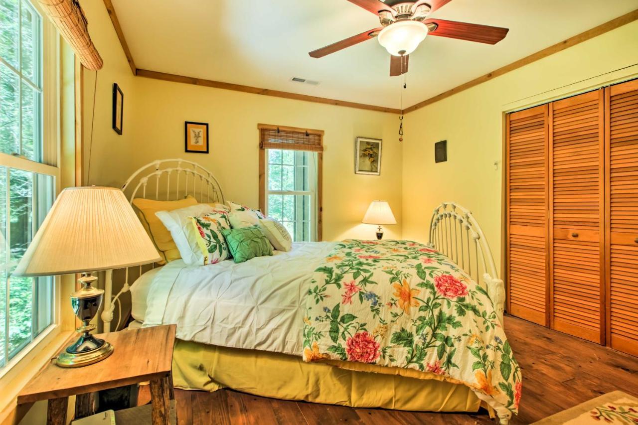 Clearwater Cabin On 10 Acres With Trout Stream! Monterey エクステリア 写真