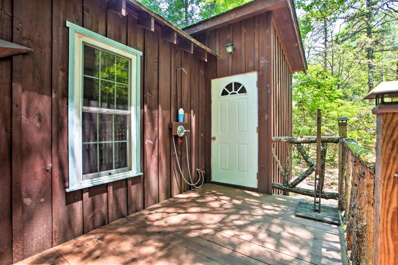 Clearwater Cabin On 10 Acres With Trout Stream! Monterey エクステリア 写真